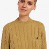 Kurzärmliger Zopfmusterpullover Strickmode