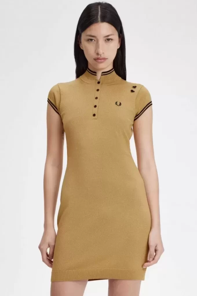 Metallic-Strickkleid für Damen 1964