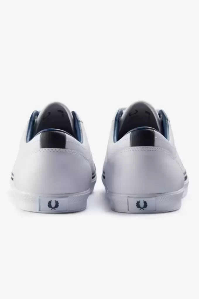 Perforierte Baseline Herren-Tennisschuhe