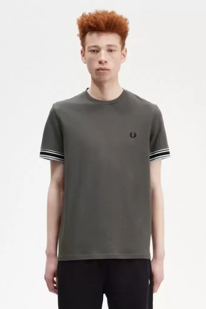 Piqué-T-Shirt mit auffälligen Streifen für Herren
