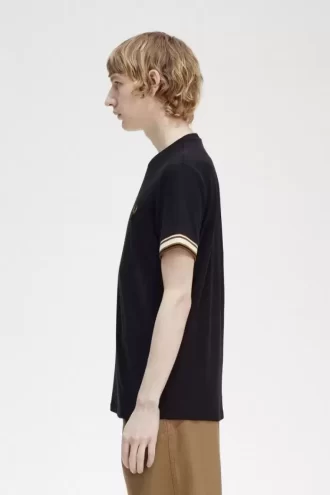 Piqué-T-Shirt mit auffälligen Streifen für Herren
