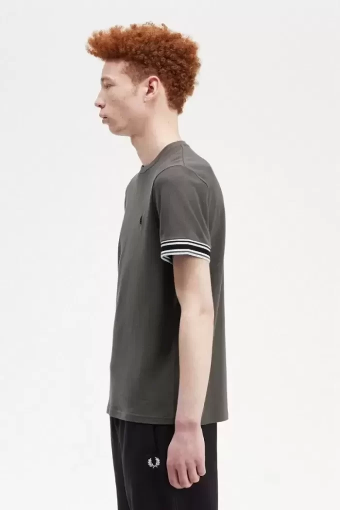 Piqué-T-Shirt mit auffälligen Streifen für Herren