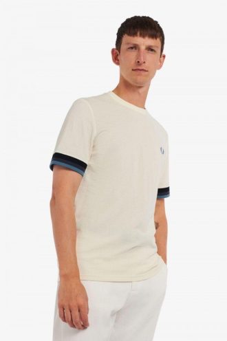 Piqué-T-Shirts mit gestreiften Bündchen