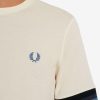 Piqué-T-Shirts mit gestreiften Bündchen