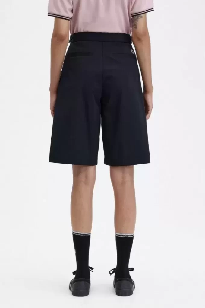 Plissierte Damen-Shorts