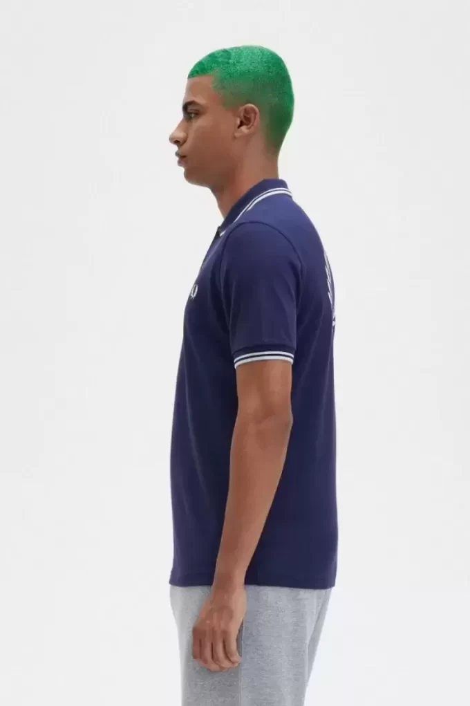 Poloshirt für Herren mit Grafik auf der Rückseite