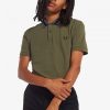 Poloshirts mit Medaillenstreifen
