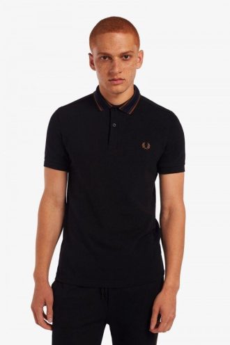 Poloshirts mit Medaillenstreifen