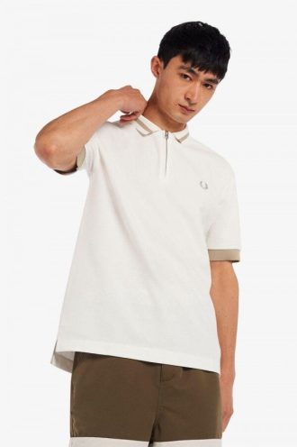 Poloshirts mit Reißverschluss am Kragen