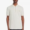 Poloshirts mit Reißverschluss am Kragen