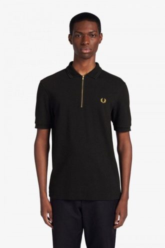 Poloshirts mit Reißverschluss am Kragen