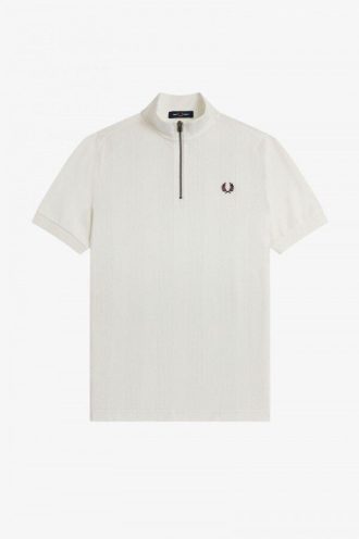 Poloshirts mit Reißverschluss am Kragen und Raglanärmeln
