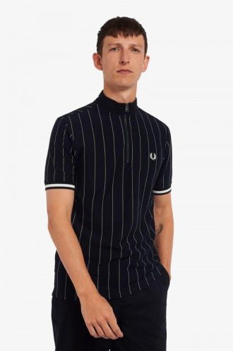 Poloshirts mit Trichterkragen und feinen Streifen