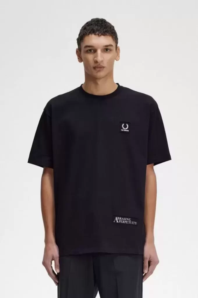 Relaxed Herren T-Shirt mit Aufdruck und Patch