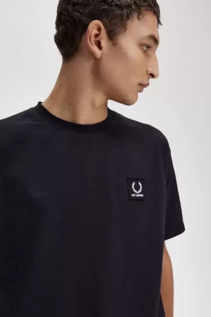 Relaxed Herren T-Shirt mit Aufdruck und Patch