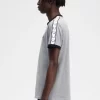 Ringer-T-Shirt mit Aufnäher für Herren