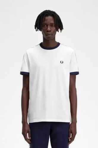 Ringer-T-Shirt mit Aufnäher für Herren