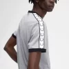 Ringer-T-Shirt mit Aufnäher für Herren