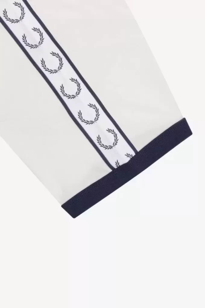 Ringer-T-Shirt mit Aufnäher für Herren