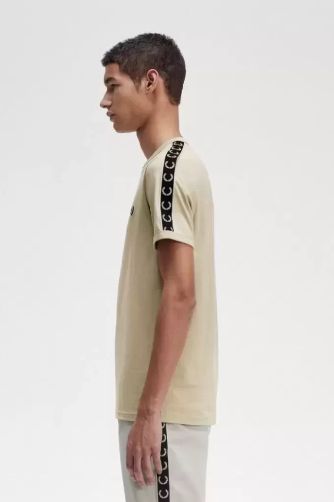 Ringer-T-Shirt mit Kontrastband für Herren