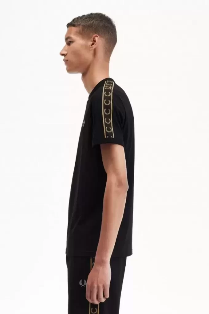 Ringer-T-Shirt mit Kontrastband für Herren
