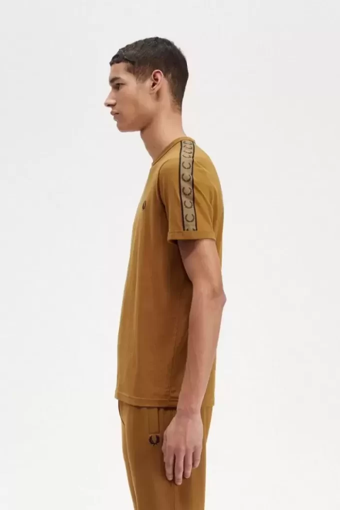 Ringer-T-Shirt mit Kontrastband für Herren