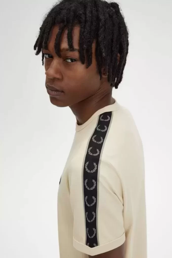 Ringer-T-Shirt mit Kontrastband für Herren