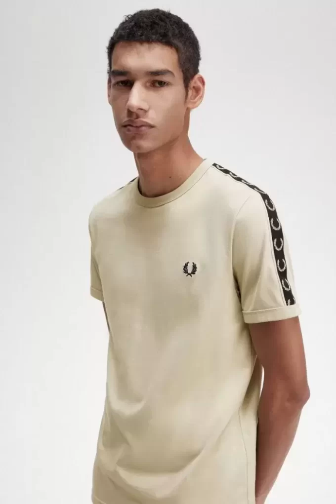 Ringer-T-Shirt mit Kontrastband für Herren