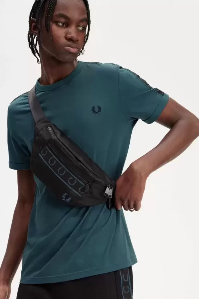Ringer-T-Shirt mit Kontrastband für Herren