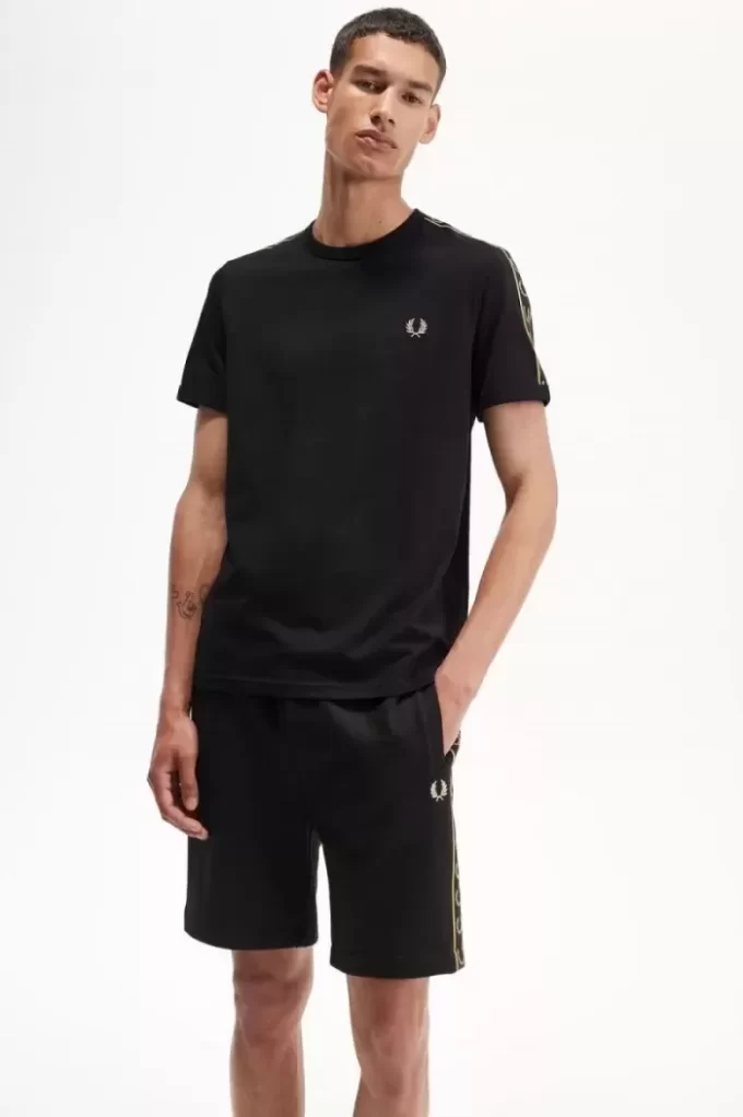 Ringer-T-Shirt mit Kontrastband für Herren