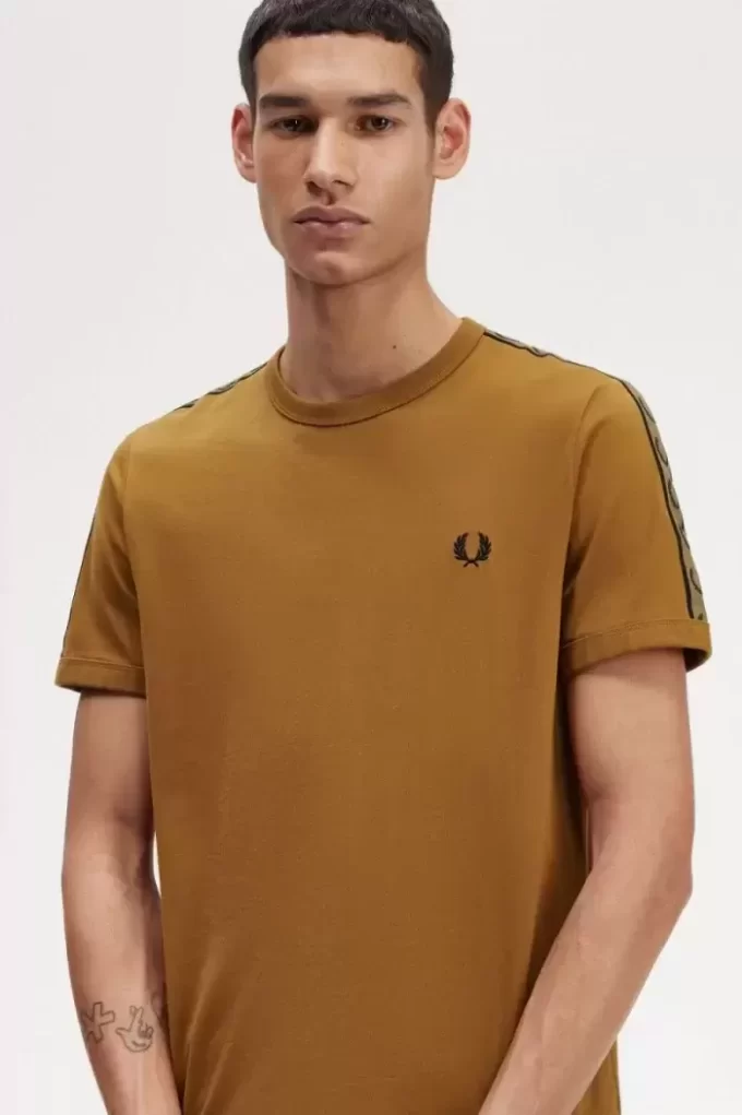 Ringer-T-Shirt mit Kontrastband für Herren