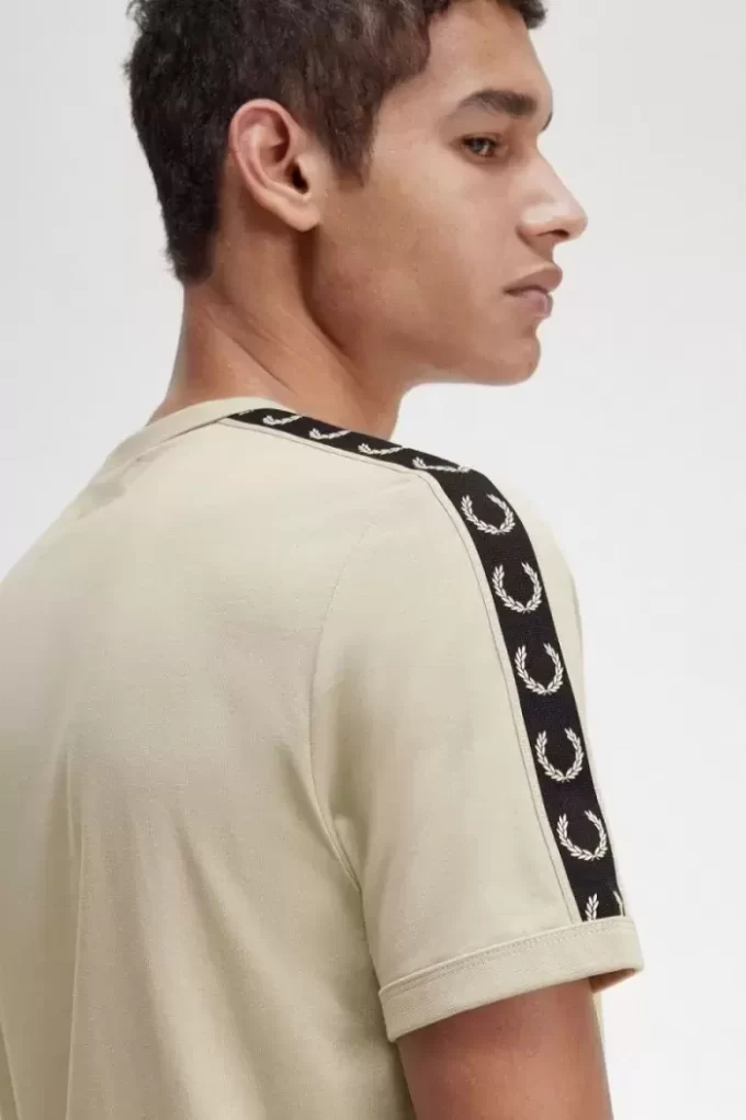 Ringer-T-Shirt mit Kontrastband für Herren