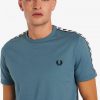 Ringer-T-Shirts mit Klebeband