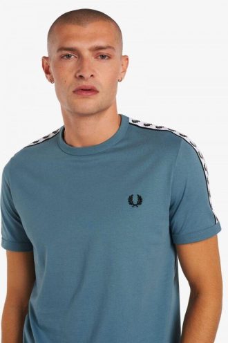 Ringer-T-Shirts mit Klebeband