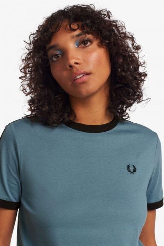 Ringer-T-Shirts mit Klebeband