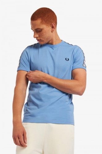 Ringer-T-Shirts mit Klebeband