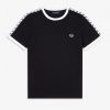 Ringer-T-Shirts mit Klebeband