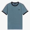 Ringer-T-Shirts mit Klebeband