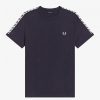 Ringer-T-Shirts mit Klebeband