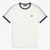 Ringer-T-Shirts mit Klebeband