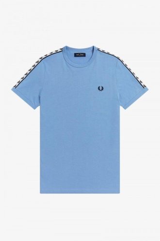 Ringer-T-Shirts mit Klebeband