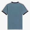 Ringer-T-Shirts mit Klebeband