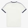 Ringer-T-Shirts mit Klebeband