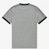 Ringer-T-Shirts mit Klebeband