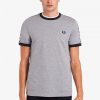 Ringer-T-Shirts mit Klebeband