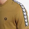 Ringer-T-Shirts mit Klebeband