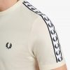 Ringer-T-Shirts mit Klebeband