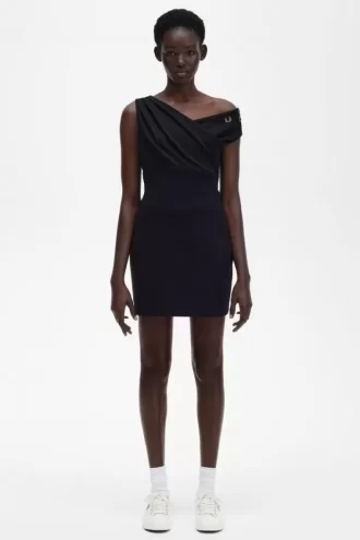 Schulterfreies Damenkleid