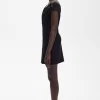 Schulterfreies Damenkleid