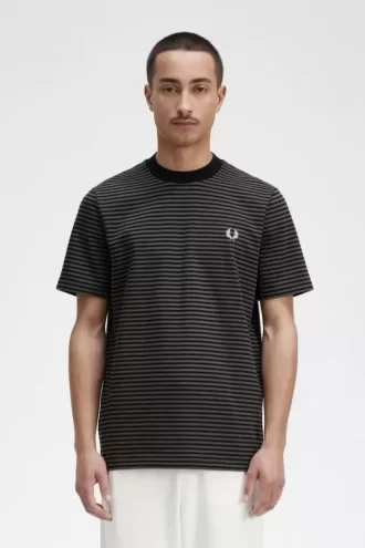 Schweres Herren-T-Shirt mit feinen Streifen